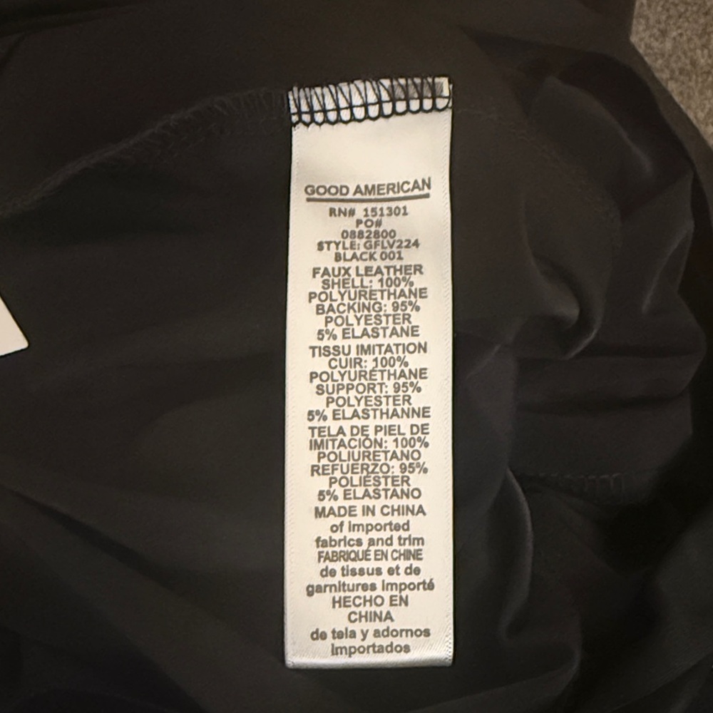 NEW! Good American pull on Glossy Black liquid vinyl Flare Pants - Picture 10 of 14